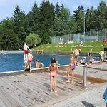Theater- Und Koenigsleitn Gmbh Szálloda 3*