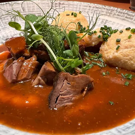 Hotel Theater- Und Koenigsleitn Gmbh 3*