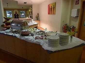 Theater- Und Koenigsleitn Gmbh Litschau