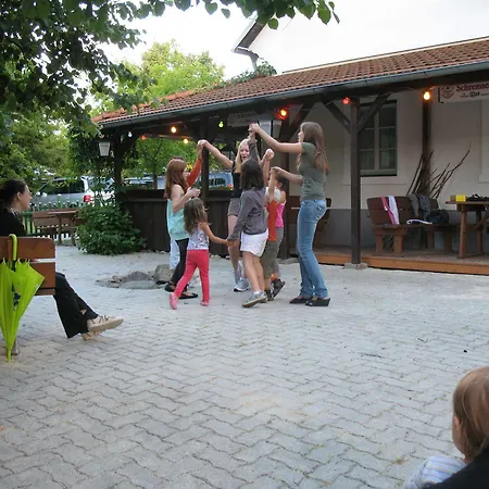 Theater- Und Koenigsleitn Gmbh Hotel 3*