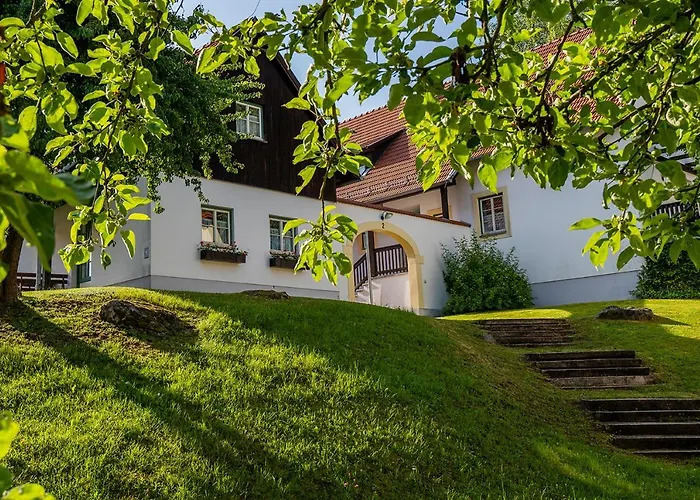 酒店 Theater- Und Koenigsleitn Gmbh 3*