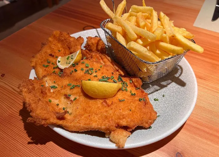 Theater- Und Koenigsleitn Gmbh 3*