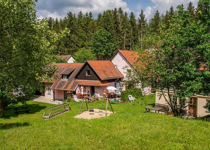 Theater- Und Koenigsleitn Gmbh 3*